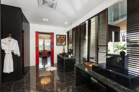 Вилла в Камале, Таиланд с 8 комнатами  № 153696 - фото 19