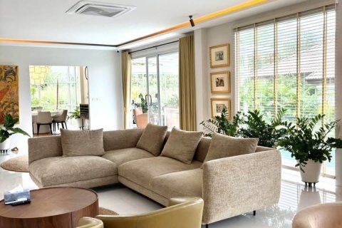 Property in Rawai, Thailand 330 sq.m. № 135268 - photo 15