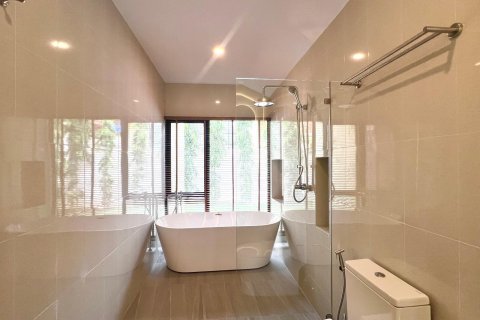 Property on Chaweng Beach, Ko Samui, Thailand 201 sq.m. № 154566 - photo 12