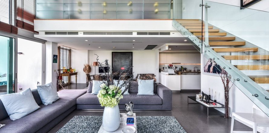 Кондоминиум с 4 комнатами в Кхлонг Сане, Бангкок, Таиланд № 168002