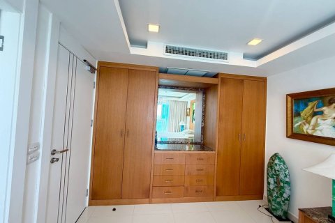 Condo in Pattaya, Thailand, 2 bedrooms  № 163873 - photo 10