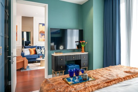 Condo in Watthana, Bangkok, Thailand, 2 bedrooms  № 163799 - photo 9