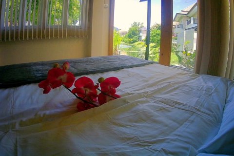 House in Chalong, Thailand 4 bedrooms № 120457 - photo 9