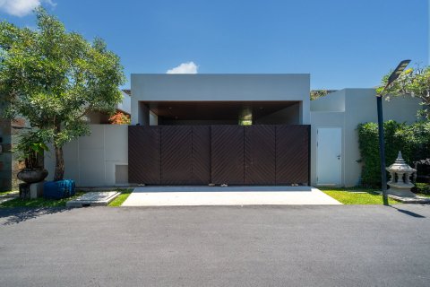 Villa on Naithon Beach, Thailand 4 bedrooms № 210228 - photo 28