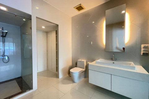 Appartement à Pattaya, Thaïlande 2 chambres № 119189 - photo 5