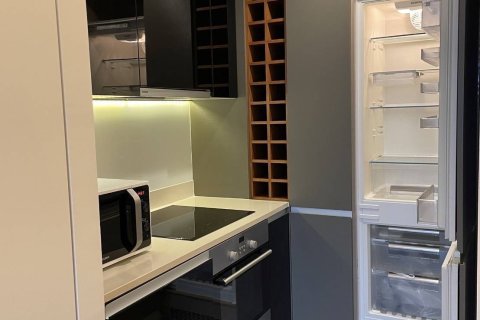 Condo in Khlong San, Bangkok, Thailand, 2 bedrooms  № 168003 - photo 10