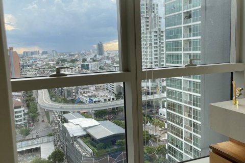 Condo in Khlong San, Bangkok, Thailand, 2 bedrooms  № 168003 - photo 13