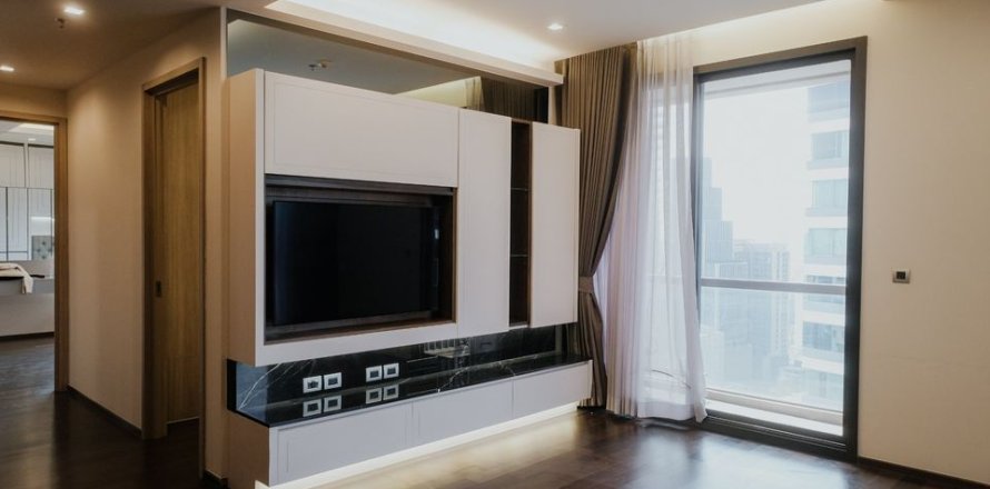 Кондоминиум с 2 комнатами в Ваттхане, Бангкок, Таиланд № 168174