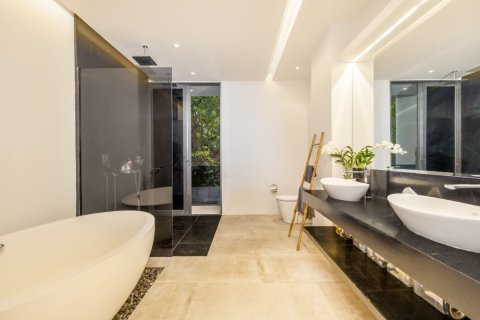 Квартира на Пляже Лаян, Таиланд с 4 комнатами № 153779 - фото 13