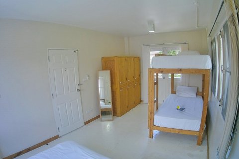 House in Chalong, Thailand 4 bedrooms № 120457 - photo 20