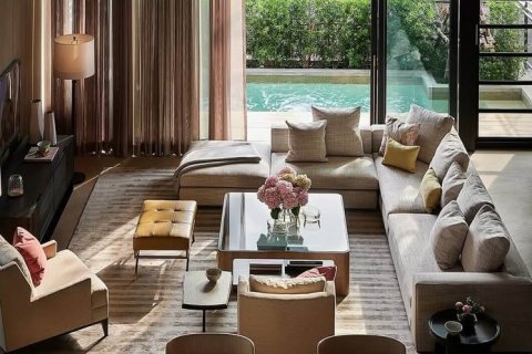 Condo in Sathon, Bangkok, Thailand, 3 bedrooms  № 168074