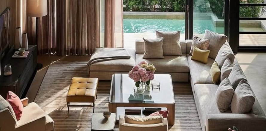 Condo in Sathon, Bangkok, Thailand, 3 bedrooms № 168074