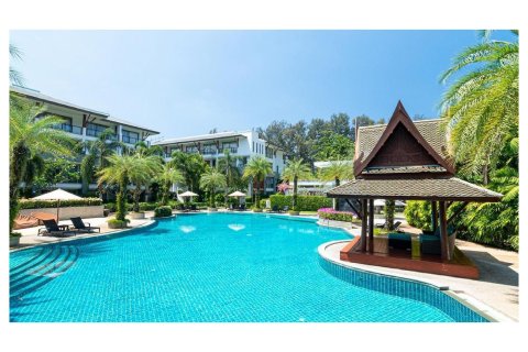 Condo on Naithon Beach, Thailand, 3 bedrooms  № 210226