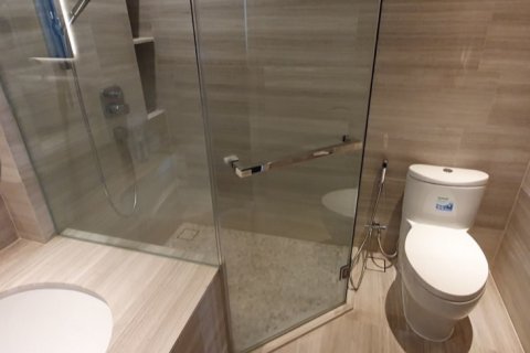 Кондоминиум с 2 комнатами в Ваттхане, Бангкок, Таиланд № 164914 - фото 15