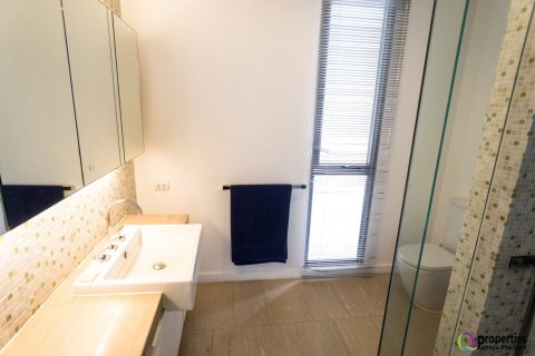 Condo in Pattaya, Thailand, 4 bedrooms  № 167055 - photo 13