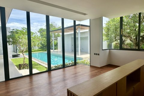 Villa in Bang Tao, Thailand 4 bedrooms № 152425 - photo 10