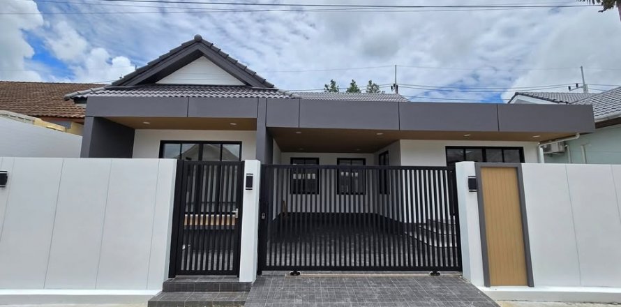 Property in Kathu, Thailand 64 sq.m. № 135380