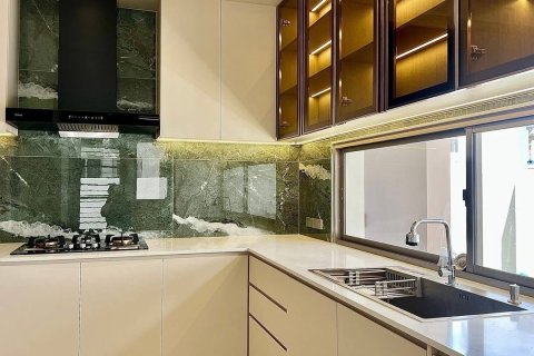 House in Pattaya, Thailand 4 bedrooms № 146367 - photo 12