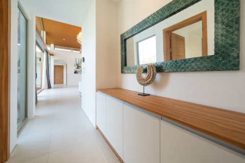 Villa on Naithon Beach, Thailand 4 bedrooms № 210228 - photo 11