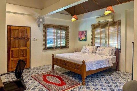 Chalet de 4 dormitorios en Khok Kloi, Tailandia № 233465 - foto 12