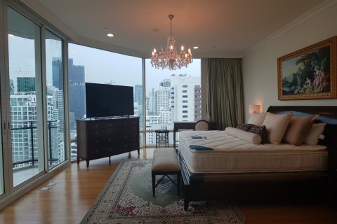 Condo à Bangkok, Thaïlande, 4 chambres  № 164846