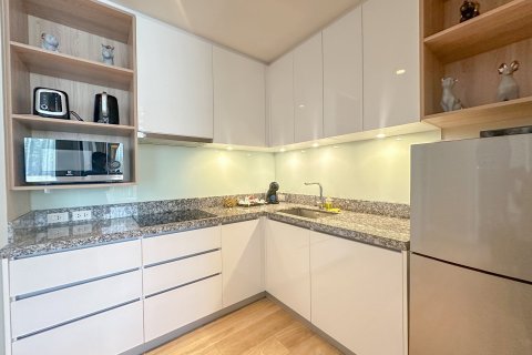 คอนโดมิเนียมในบางเทา, ประเทศไทย, 2 ห้องนอน ใน Diamond Condominium № 210250