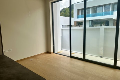 Villa in Bang Tao, Thailand 4 bedrooms № 152430 - photo 16