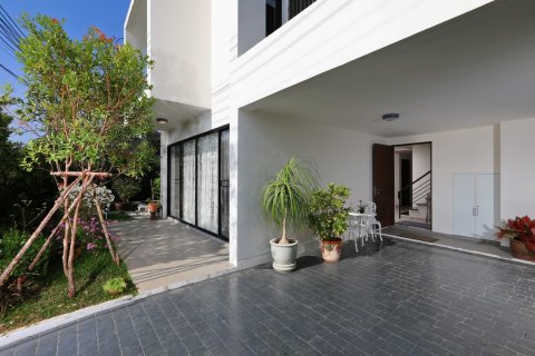 Villa in Bang Tao, Thailand 4 bedrooms № 134297 - photo 2