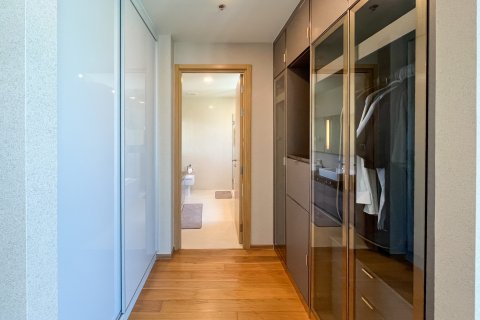 Condo in Watthana, Bangkok, Thailand, 3 bedrooms  № 163796 - photo 15