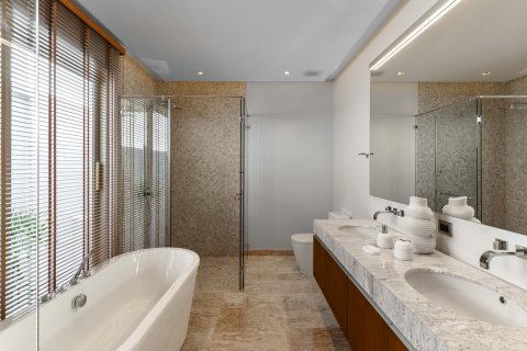 Villa in Bang Tao, Thailand 4 bedrooms № 153820 - photo 14