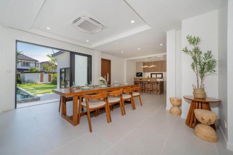 Villa in Phuket, Thailand 4 bedrooms № 210224 - photo 9
