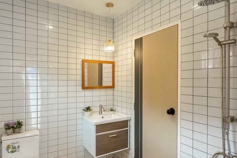 Недвижимость в Чалонге, Таиланд 144м2 № 135105 - фото 5