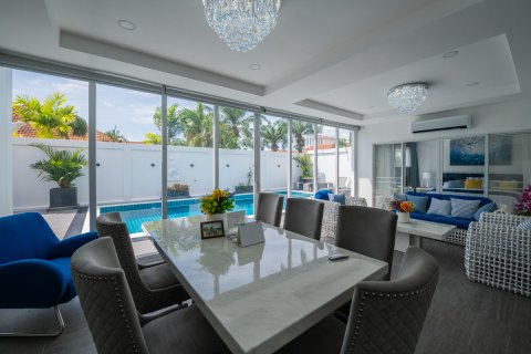 Недвижимость в Паттайе, Таиланд 260м2  № 171310 - фото 5