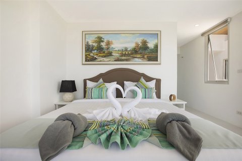 Villa on Chaweng Beach, Ko Samui, Thailand 3 bedrooms № 161524 - photo 15
