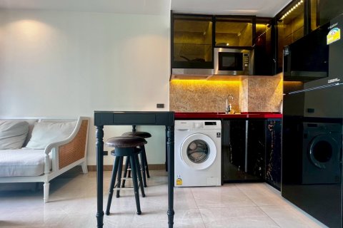 Condo in Pattaya, Thailand, 1 bedroom  № 146377 - photo 11