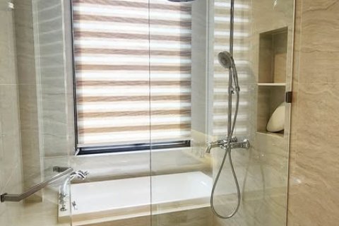 Condo in Pathum Wan, Bangkok, Thailand, 2 bedrooms  № 163884 - photo 10