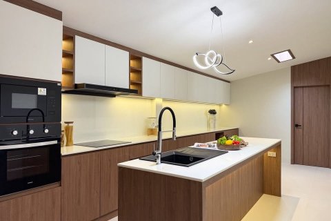 Villa in Talat Yai, Thailand 3 bedrooms № 153762 - photo 4