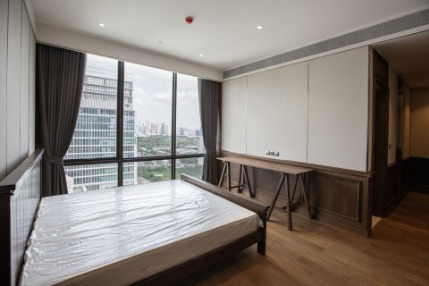 Condo in Pathum Wan, Bangkok, Thailand, 3 bedrooms  № 163890 - photo 11