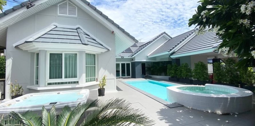 Вилла в Паттайе, Таиланд с 4 спальнями  № 118473