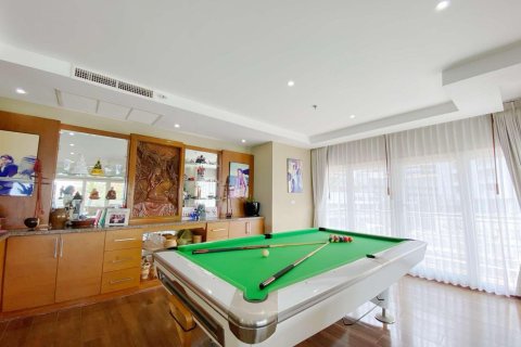 Condo in Pattaya, Thailand, 2 bedrooms  № 121148 - photo 9