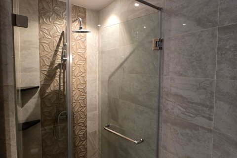 Condo in Pattaya, Thailand, 1 bedroom  № 146379 - photo 12