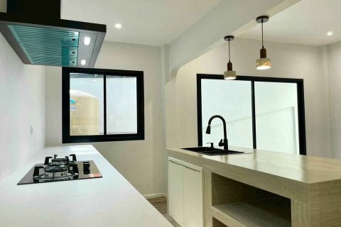 Property in Kathu, Thailand 42.1 sq.m. № 135106 - photo 6