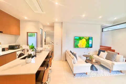 Villa in Bang Tao, Thailand 3 bedrooms № 152504 - photo 11