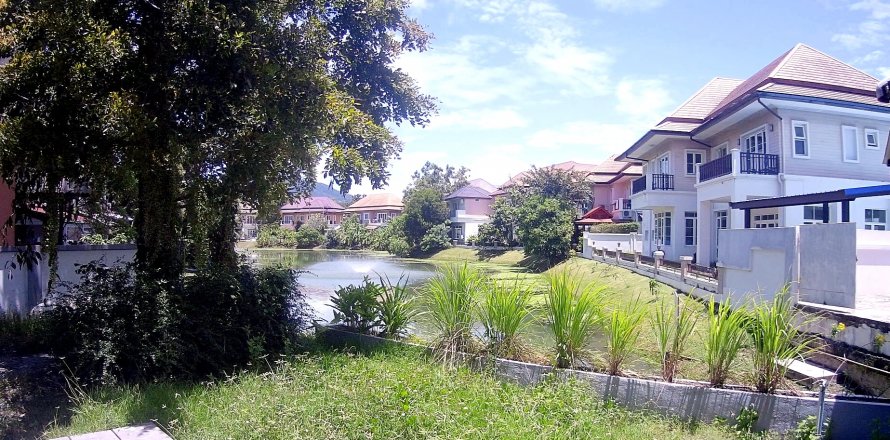 House in Chalong, Thailand 4 bedrooms № 120457