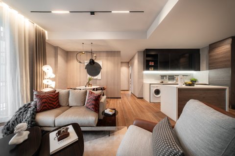 Condo in Watthana, Bangkok, Thailand, 2 bedrooms  № 163889 - photo 2