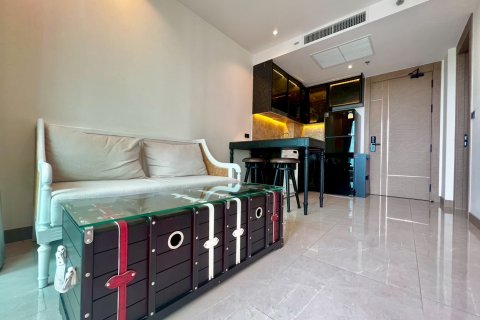 Condo in Pattaya, Thailand, 1 bedroom  № 146377 - photo 2