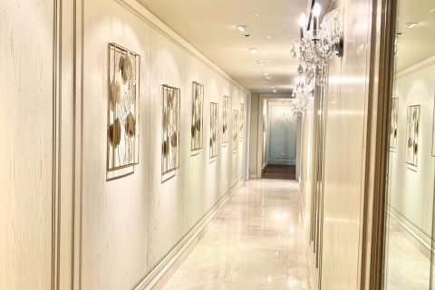 Condo in Pathum Wan, Bangkok, Thailand, 3 bedrooms  № 167998 - photo 5