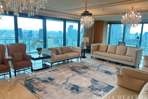 Condo in Pathum Wan, Bangkok, Thailand, 3 bedrooms  № 167998 - photo 3