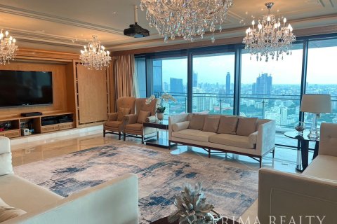Condo in Pathum Wan, Bangkok, Thailand, 3 bedrooms  № 167998 - photo 2