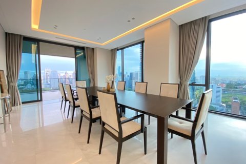 Condo in Pathum Wan, Bangkok, Thailand, 4 bedrooms  № 167056 - photo 4